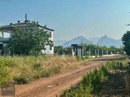 Tomalarda Fırsat Arsa 694 m² Villa Parseli — fotoğraf 1