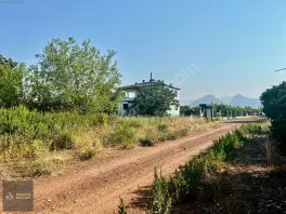 Tomalarda Fırsat Arsa 694 m² Villa Parseli — fotoğraf 2