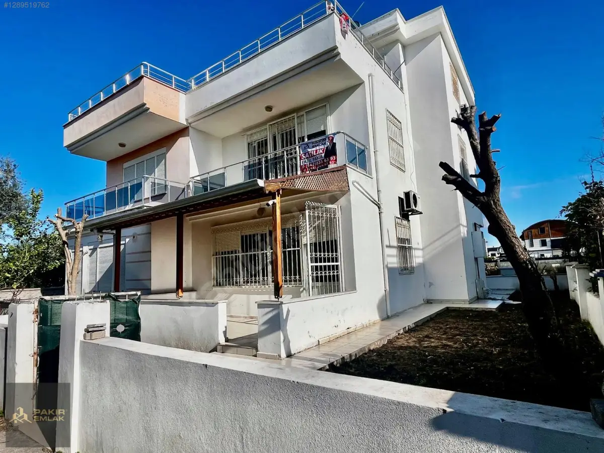 Serik Kadriyede 3+1 Doğalgazlı Villa — fotoğraf 1