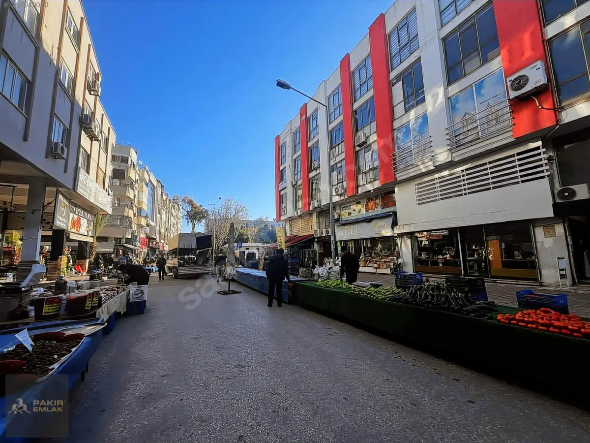 Ayakkabıcılar Çarşısı'nda, Şehrin Kalbinde Satılık Ofis — fotoğraf 1