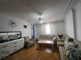 Merkezi Konumun Tam Kalbinde! 2+1 Asansörlü Satılık Daire — fotoğraf 5