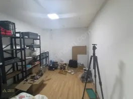 Şehrin Kalbinde | Prestijli Konum | 100 m² Kiralık Dükkan — fotoğraf 9