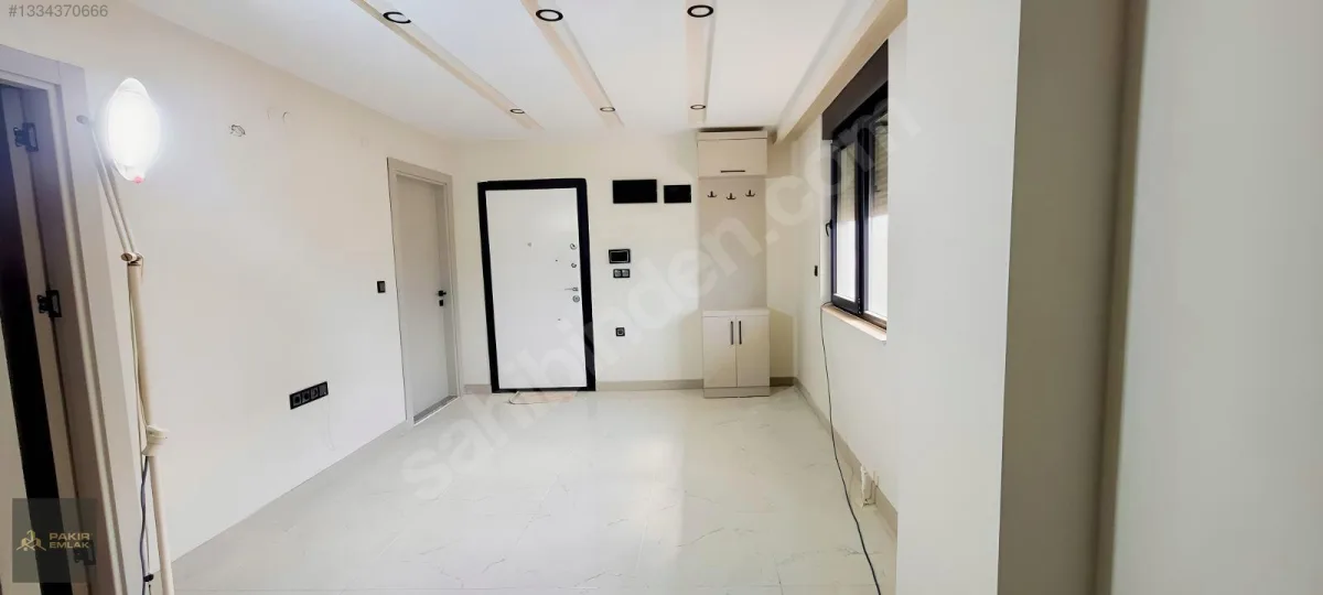 Antalya Yeniköy Turgut Özal'da 3 Cepheli, Sıfır Kiralık 1+1 — fotoğraf 1