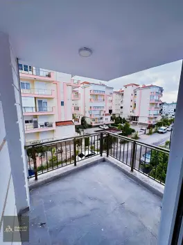 Bahçeyaka Merkezi Konumda 2+1 | Full Donanımlı | Yerden Isıtmalı — fotoğraf 5