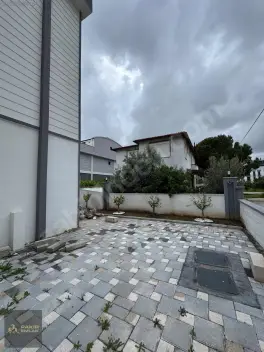 Bahçeyaka Merkezi Konumda 2+1 | Full Donanımlı | Yerden Isıtmalı — fotoğraf 6