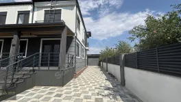 Kiralık 4+1 Müstakil Havuzlu Villa Kış Bahçeli — fotoğraf 4