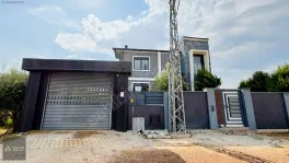 Kiralık 4+1 Müstakil Havuzlu Villa Kış Bahçeli — fotoğraf 5