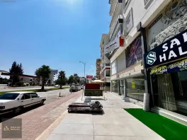 Atatürk Caddesinde Satılık Geniş Köşe Dükkan — fotoğraf 6