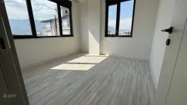 Döşemealtı Yeniköyde 1+1 Kiralık Daire — fotoğraf 8