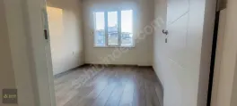 Yeniköy'de İnönü Caddesi Yakını, Katta İki Balkonlu Satılık 2+1 — fotoğraf 13