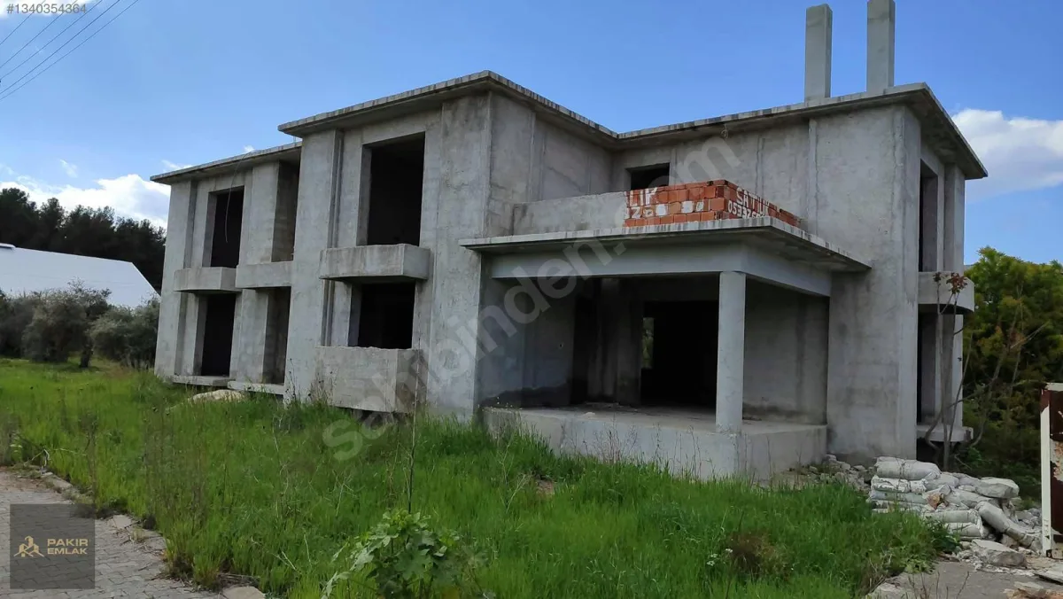 Döşemealtı Yeşilbayır Orfe Yakını Kabası Bitmiş Villa — fotoğraf 1